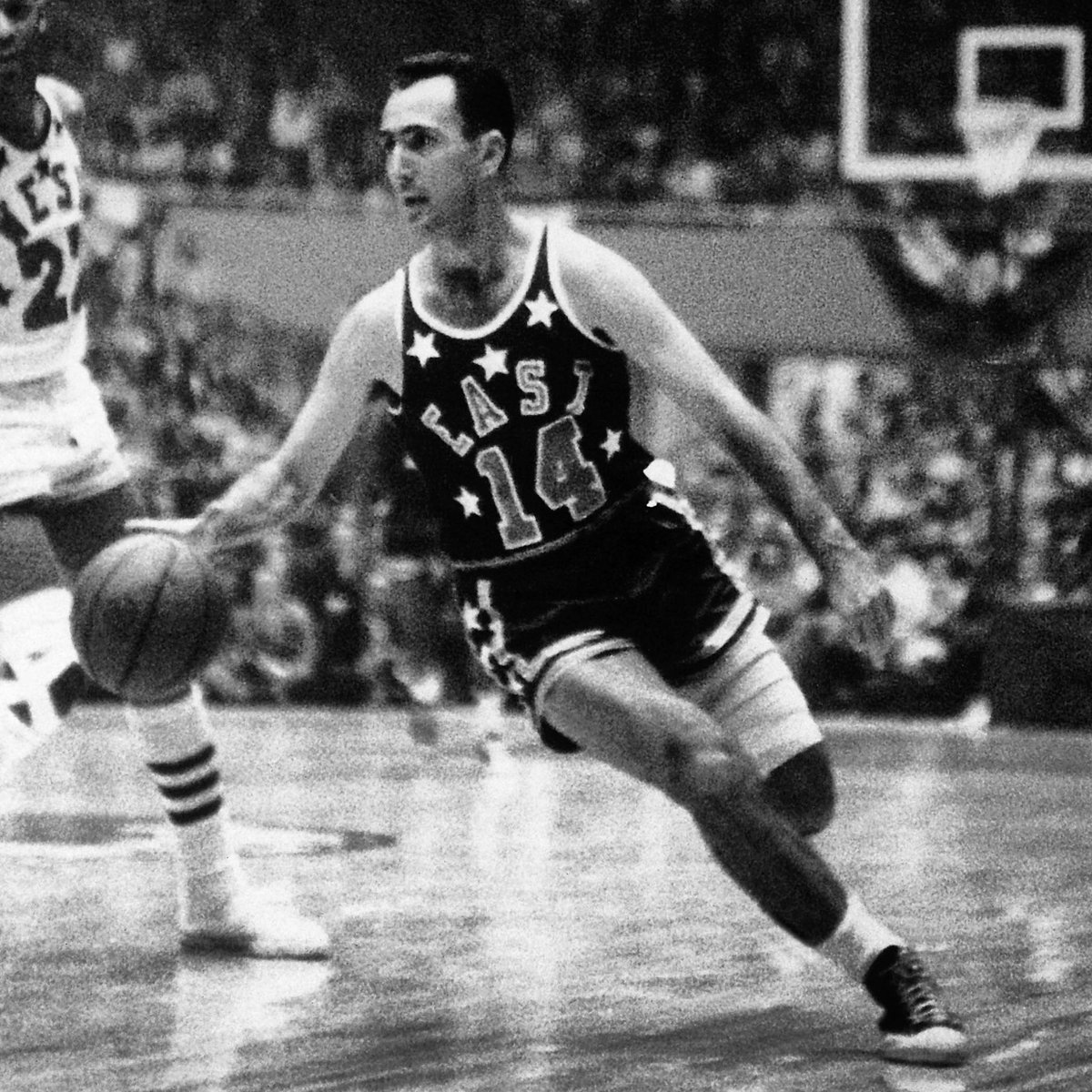 RT @NBAAllStar: Happy 92nd Birthday to 13x #NBAAllStar & 2x #NBAAllStar MVP BOB COUSY! #NBABDAY https://t.co/aNe9aWYhAQ