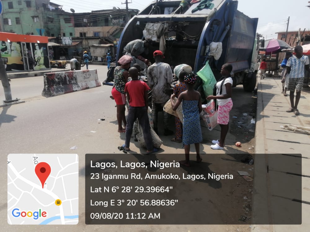 acmepluse's tweet photo. House to house waste collection at Alafia Ward, Apapa Iganmu LCDA.
Acmeplus Environmental Services LAWMA PSP Alafia Ward - (09/08/2020) https://t.co/VcNQbZkMlO