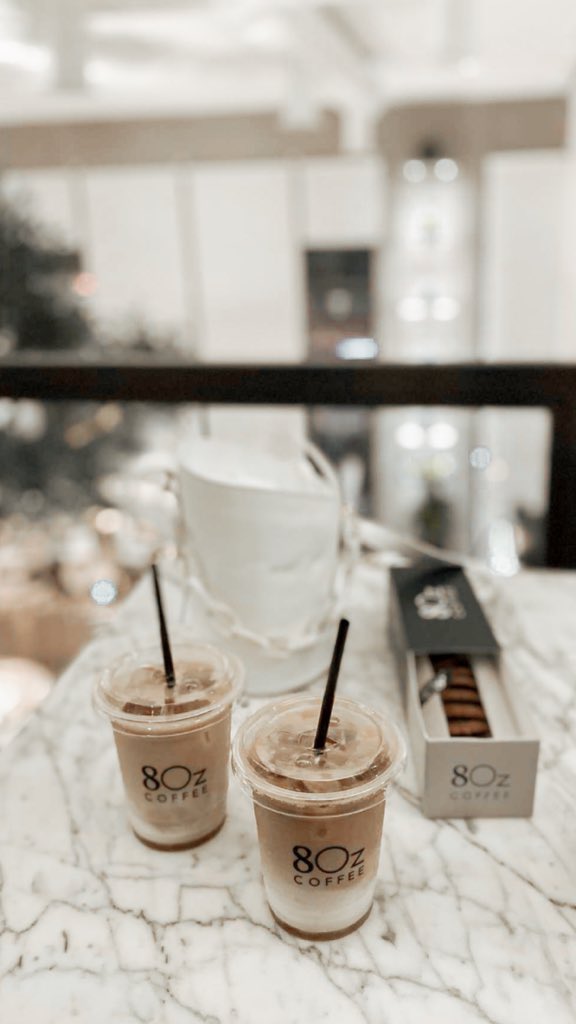 Coffee with your loved ones🤎🤎.