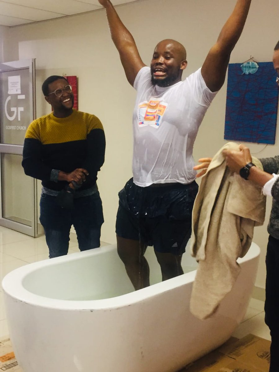 KhethaMsane's tweet photo. No longer a slave to my sins.

Glory be to God.

#salvation #baptism https://t.co/sOc3pG320k