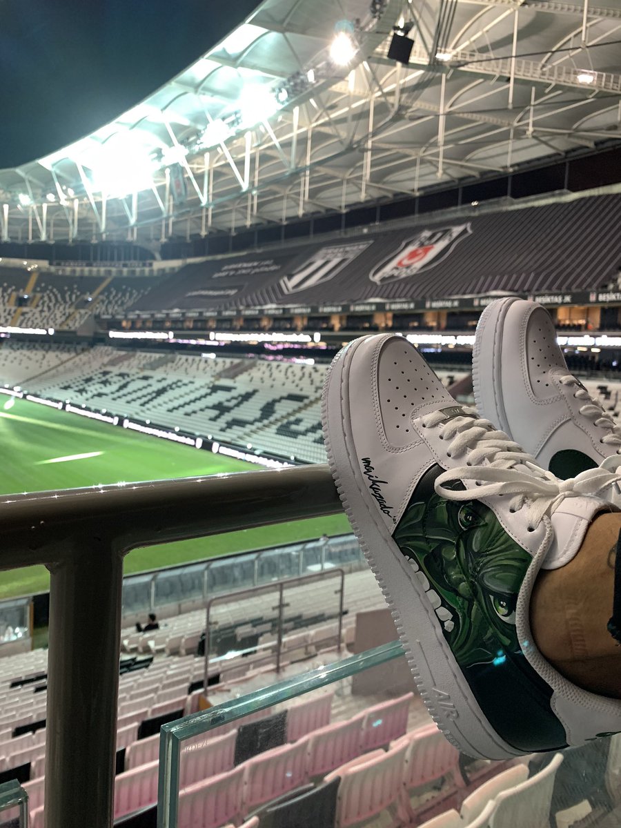 Here we go 🦅/Hulk 👟