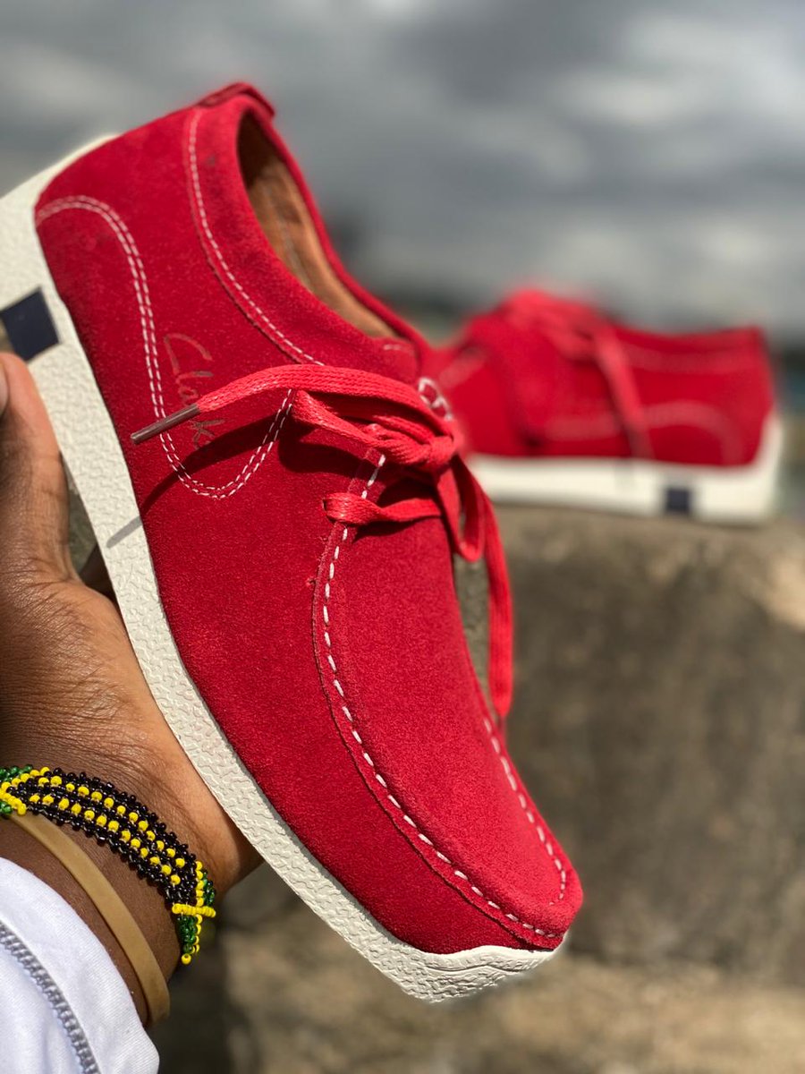 voque_provoke's tweet photo. @ just ksh 3000
Get these lit Clark's...
Contact ;070556765
#GirlsWithMercs
#RailaSpeaks
#bbnaija2020
#PeterKariuki
#TheEnigmaSpeaks https://t.co/qdk0LsZHQQ