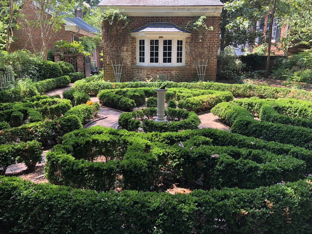 RedRedWineDawg's tweet photo. And then another walk over to Jackson street cemetary where my earliest ancestors are buried. Then over to the founders garden. My grandmother was one of the original founders. I am named after her. Guess what? Her name was not Karen. #athenspride #athenshistory https://t.co/MfRDiSY8WR