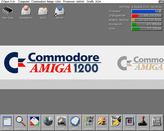 AmigaWorld's tweet photo. Unser Commodore Amiga 1200 mit Amiga OS 3.1.4 sowie NewMeter und WBDock2...
#commodore #amiga #amigaos #amigaworld #amiga1200 #wbdock #newmeter #retro https://t.co/YhoAXr1Lss