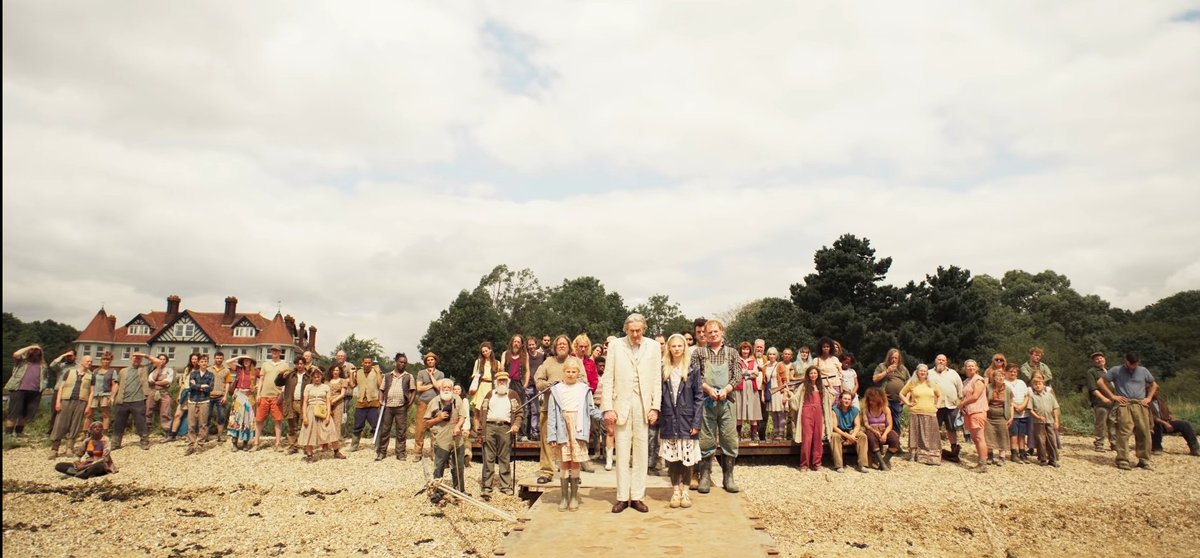 levmauc's tweet photo. Fans de Midsommar, atentos a lo nueva miniserie de HBO: THE THIRD DAY. La historia de un hombre que se siente atraído por una misteriosa isla de la costa británica donde un grupo de Isleños mantienen su tradición a cualquier precio. Es la nueva serie del creador de Utopia. https://t.co/UnuatlBB5y