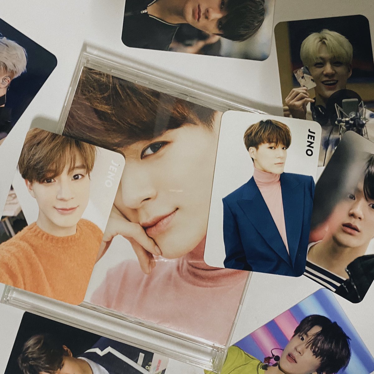 ALittlemmiss's tweet photo. ครบ5,000ฟลวแล้ว เราขอแจก 🖍🧤บั้มดรีมญป.+การ์ดเจโน่

🤹🏻✋🏻กติการี+ฟอล จะประกาศตอนครบ6,200ฟลวนะคะ
#ตลาดนัดnct #jeno https://t.co/eDkASPDV6O