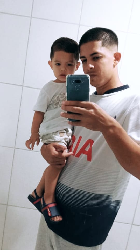 wkdevv's tweet photo. Dia dos pais aquelas coisas né 😍😍👶👶💙💙 https://t.co/STs0O9X137