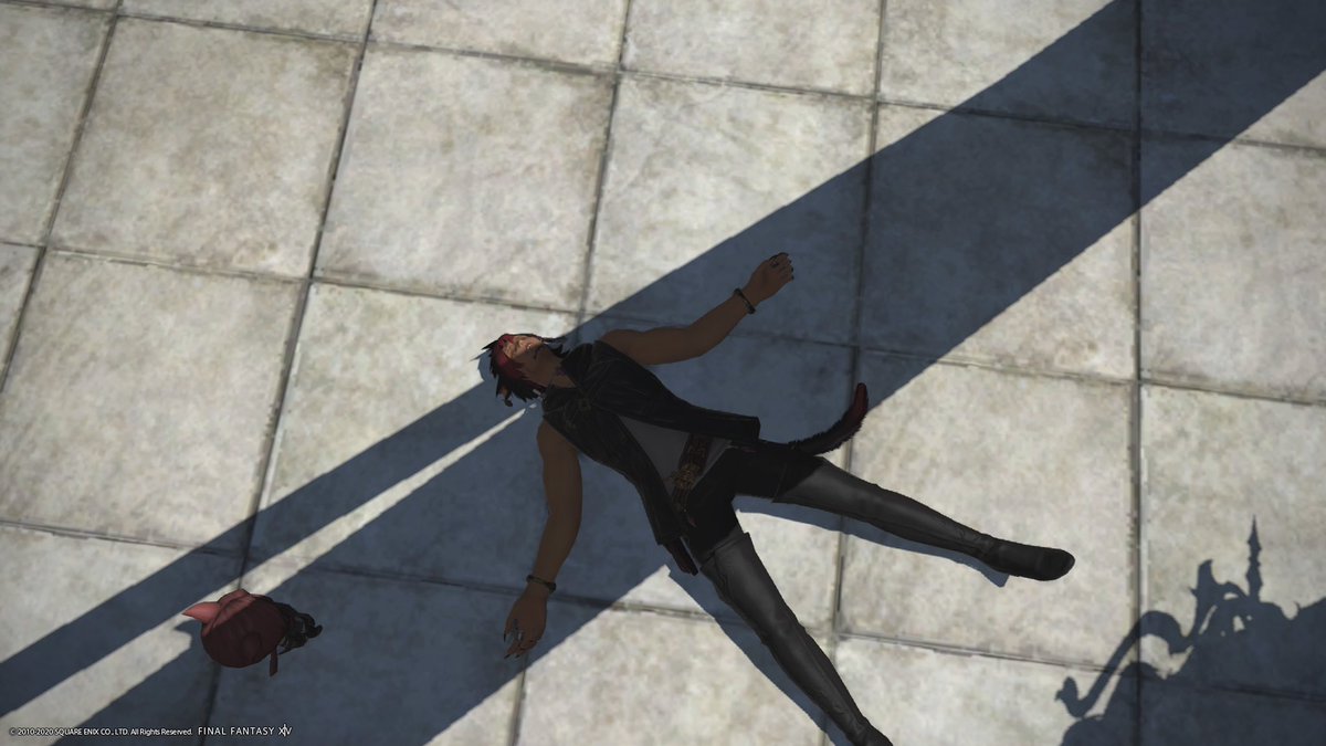 reignofdreams's tweet photo. How Iβd like to be spending this stupidly hot summer
VS
How Iβm actually spending it
#DownWithSummer #GiveMeAutumn #FFXIV https://t.co/AX8zq5fEPr