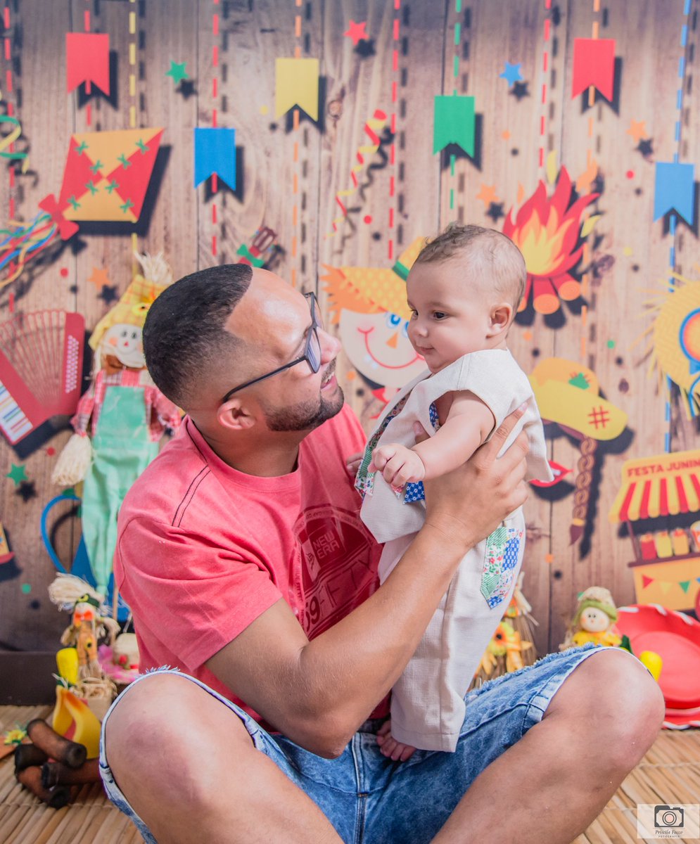 BuzinhoLD's tweet photo. Feliz dia dos pais pra mim Obgd meu Deus e os meus orixás por poder me dar esse privilégio de saber realmente oq e um amor de pai. Primeiro de muitos, 😍 obgd meu filho por me fazer o homem mais feliz do mundo. Vc e o meu maior presente 💙😍👨👦❤️
#Leonan https://t.co/i3BPqcKdKH