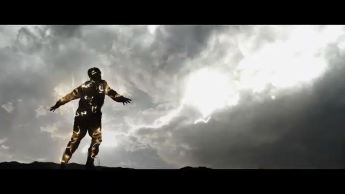 itsOkayPaveena's tweet photo. I’m not crying you’re crying 😭😭😭Very powerful MV ❤️❤️❤️ #QairanElim  #dimashkudaibergen @dimash_official https://t.co/xac4OBo5lL