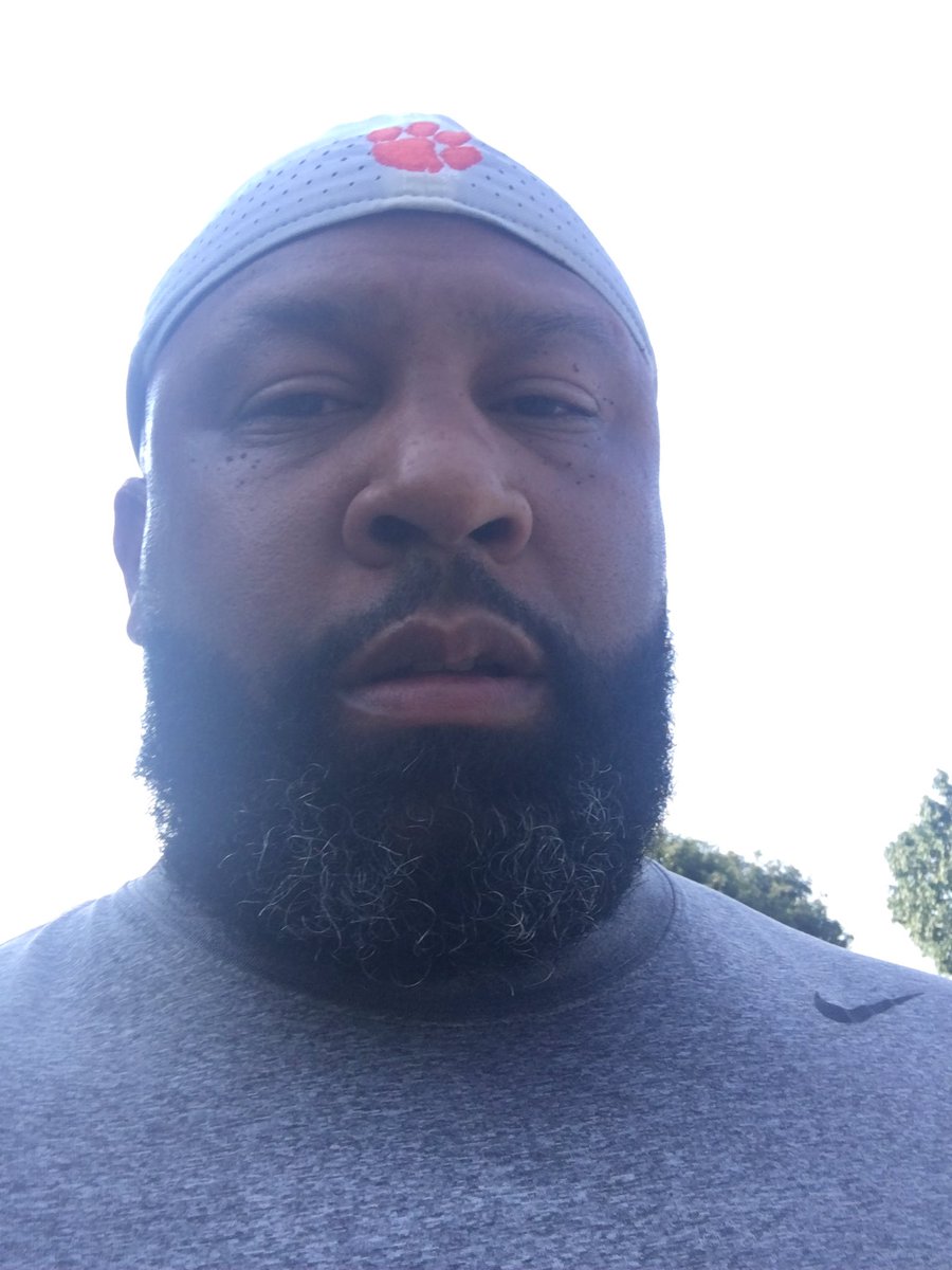 coach_mdalton's tweet photo. โA man will never be rich if he doesnโt take care of his family โ
#godfathermovie
#hattotheback
@bigcuz59 https://t.co/ggnsMdwBtg