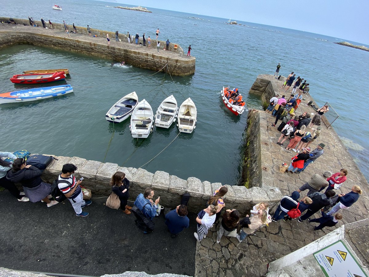 Trips to Dalkey Island very busy this after noon with Ken the ferry man. 

.
.
.
#dalkey #dalkeyisland #dublin #swimming #nature #walking #kiliney #vicoroad #staycation #airbnb #myhousebeautiful #interior_and_living #irishhome #irishroadrtip #coliemoreharbour #kentheferryman