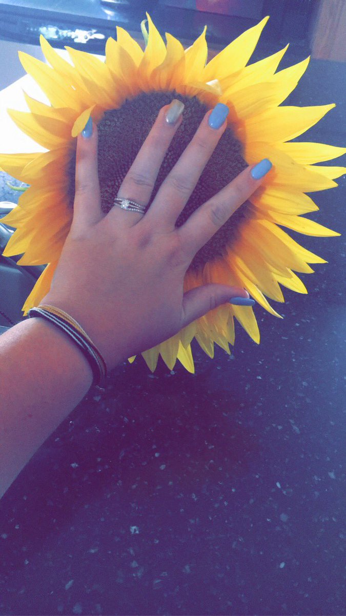 Went to check out the sweet corn patch and check out what’s starting to bloom!! Our new addition this year is sunflowers and check out how big they are!! Be on the look out for when the rest of the sunflowers bloom and we need to get rid them!🌻