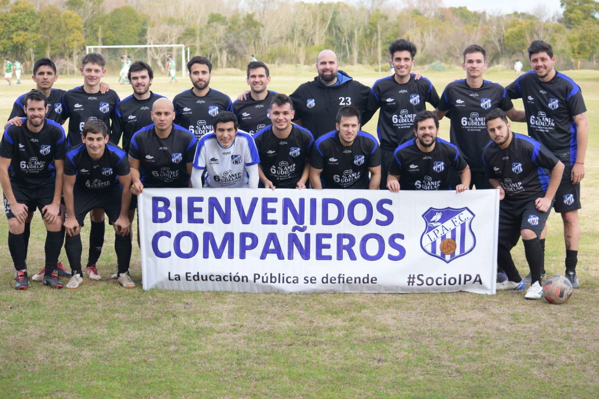 ipafc1's tweet photo. Pleno agosto pero una nueva generación comienza su camino (presencial) en el IPA a partir de este Lunes 10.

Disfruten del camino y aprovechen los espacios de participación que tenemos en el IPA, hechos por y para les estudiantes.

Nos vemos en los pasillos.

¡Bienvenides! https://t.co/CBO8Gxt9Iw