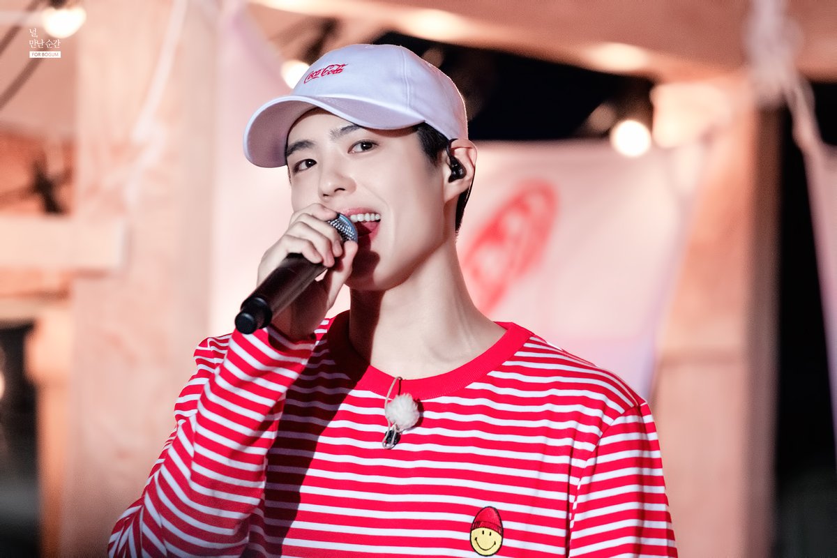 _momentB's tweet photo. 예쁜 사람🥰🌿

https://t.co/qHrNb2a42F
#9YearsWithBOGUM #AllOurLoveToU #박보검 https://t.co/eOu0QlRwJz
