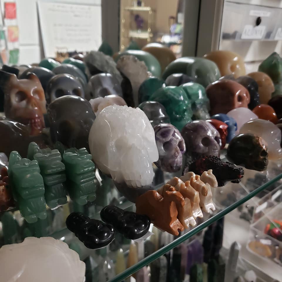 AzoniaShop's tweet image. Some pictures around the shop of all our amazing products 😍😍😍😍

#azonia #azoniashop #shoplocal #crystals #minerals #Healing #metaphysical #rocks #beautiful