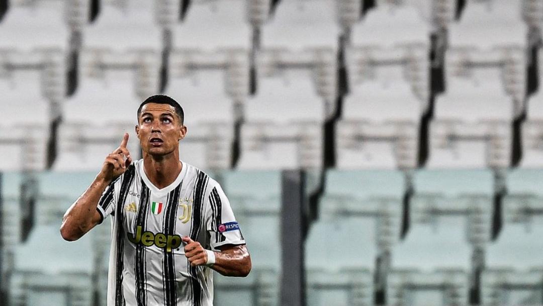 shehryar_99's tweet photo. Give a chance to Pirlo one season. You have to break records along side with Juventus!
#Cristiano #Juventus #AndreaPirlo 
#invincible  
CR7 ⚫⚪❤ https://t.co/ywWRZ8EfRI