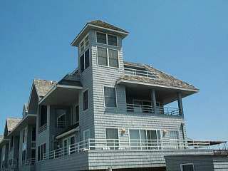 LBIRentals's tweet photo. #LBI #vacationrental condo. Has multiple decks for great bay views. Enjoy the dock for fishing and swimming, and the in-ground pool on the upper deck. 
1000 North Bay Avenue, #BeachHaven
Bedrooms: 3  Bathrooms: 2     Half: 1     
https://t.co/DswiYV8Jcu
Sleeps: 10 @mancinirealty1 https://t.co/nW6pgqJKzc