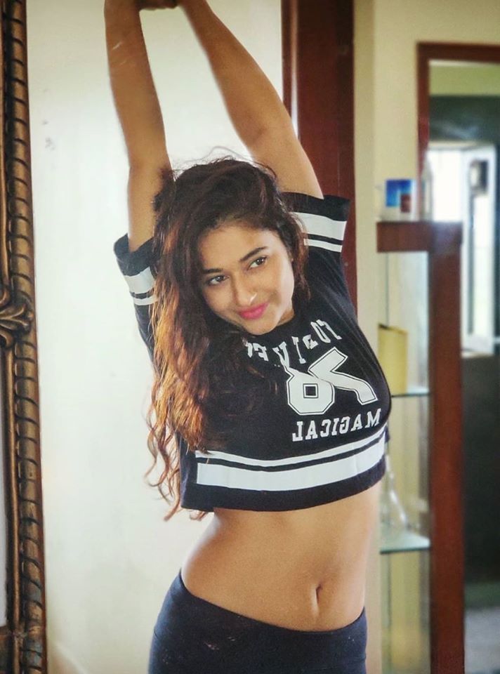 cinemedia2020's tweet image. Latest clicks of #PoonamBajwa 😎🔥