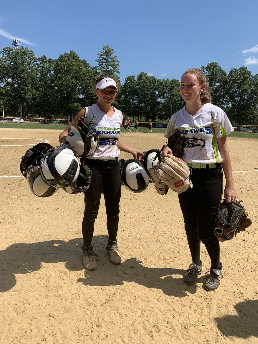 __morgz__'s tweet photo. The definition of good teammates. Picking up their teammates that are warming up pitching/ finishing their hitting drills. We see you @cocobartone and @reaganlalor1 https://t.co/4YS7GMjXWY