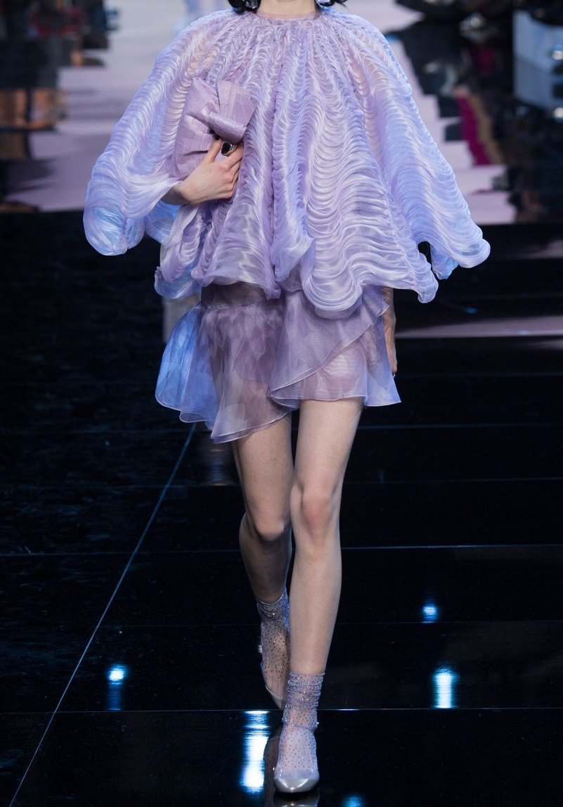 thelovebelt's tweet photo. armani privé, haute couture s/s ‘16. https://t.co/ApB1dDazof