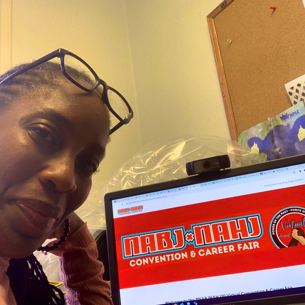DaraMonifah's tweet photo. Honored to connect w @mikegrantme @NABJ @hbcutaskforce Co-Chair & others hoping to become more of a resource to our HBCU journalism community! We’re seeking student volunteers like @xomikkey @callah_raji #SpreadDaWord @UVI_edu @wuviradiovi: https://t.co/xAqQLAW3NR #WUVImediaClub https://t.co/lr5U6Cx7og