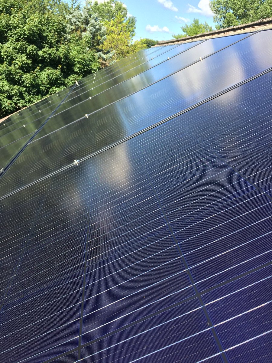AbsoluteEnviro2's tweet photo. Our solar technicians completed an array this week for another satisfied customer! Call or visit our website today to schedule a FREE solar site visit! 

(517) 480-5840
https://t.co/fWMTsAyG6Z https://t.co/Jd8dVaupk1