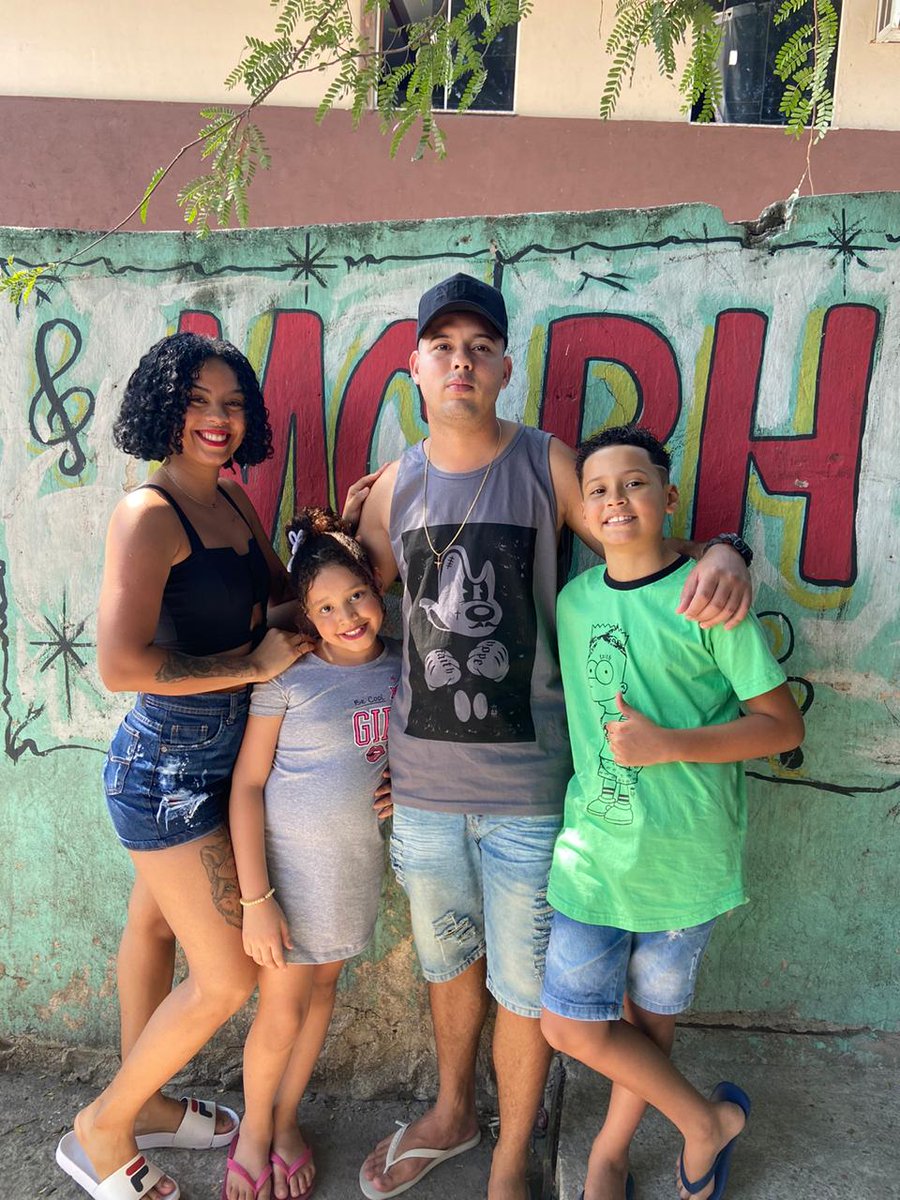 MirandaJonatam's tweet photo. Segue o dia dos pais com minha preta e minhas as crias 😍🖤
@zcaroline13 https://t.co/a5Dnhph32v