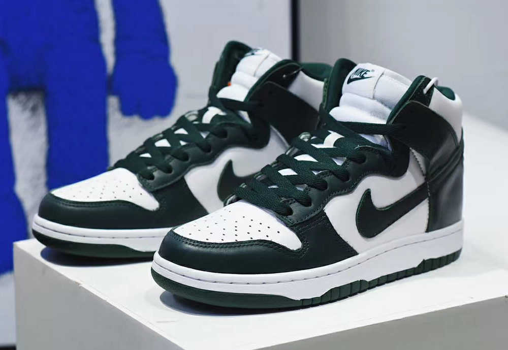 saint's tweet photo. Nike Dunk High SP “Pro Green”

🗓️September 23rd, 2020

💰$110 https://t.co/MaW63RrPes