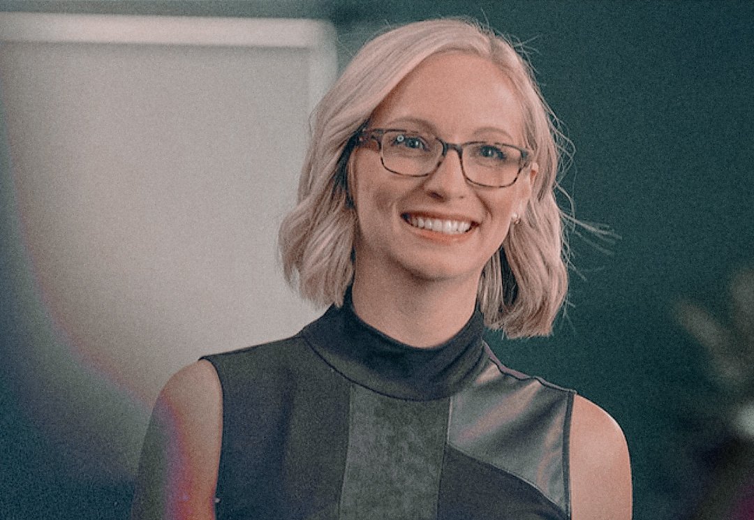 chappellofliv's tweet photo. i still can't believe candice is our kim https://t.co/JsogjnPJsU