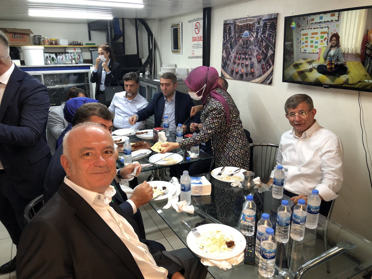 EsenerFerhat's tweet photo. Diyarbakır’dan GELECEK görüntüleri! #gelecekburada #GelecekPartisi #diyarbakır https://t.co/eDRDrkXGVO