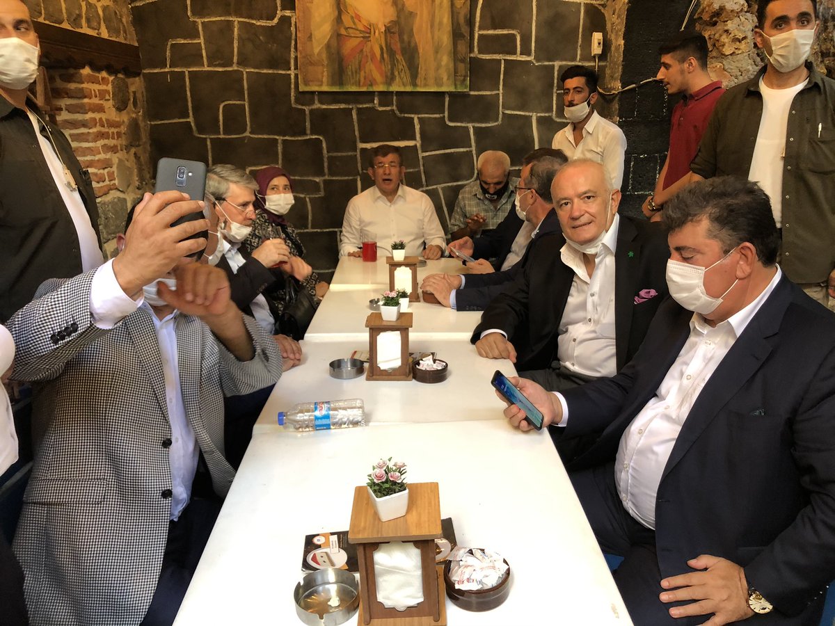 EsenerFerhat's tweet photo. Diyarbakır’dan GELECEK görüntüleri! #gelecekburada #GelecekPartisi #diyarbakır https://t.co/eDRDrkXGVO
