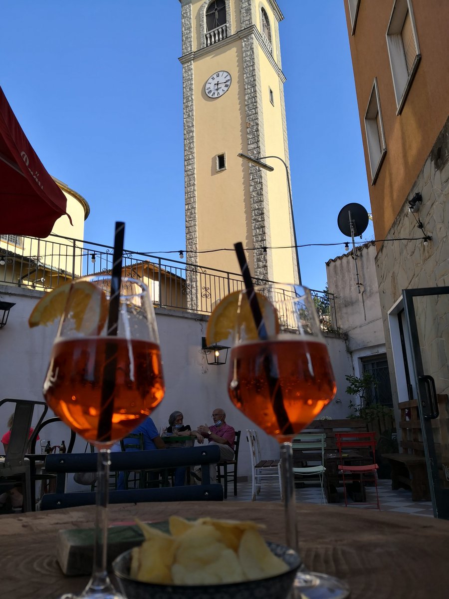 LaZiaMat's tweet photo. Oggi solo 21km
Sono arrivata presto
Sistemato tenda
Doccia
Ora #aperitivo perché me lo merito
#CamminoDegliDei #SecondaTappa #MadonnaDeiFornelli https://t.co/Q2Biq4EqZX