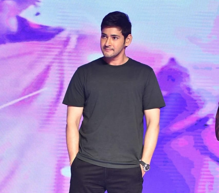 Thread of Unseen and Hd pics Released today