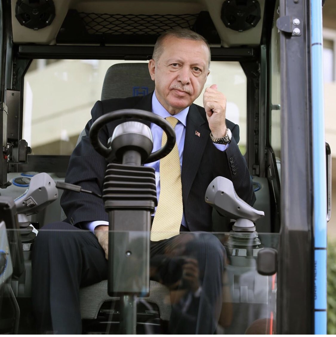 bercestebiri2's tweet photo. “Yerli ve milli” kelimelerini son zamanlarda ne çok duyuyoruz öyle değil mi? Allah’ın izniyle daha da çok  duyacağız...🇹🇷
#RecepTayyipErdoğan https://t.co/n4qC7v3gky
