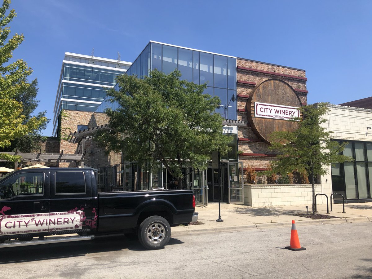 Across the street we have 15  @CityWineryCHI.Only seen one show here, but it was a rowdy af  @Ghostlightmusic show. &ndash; bei  City Winery