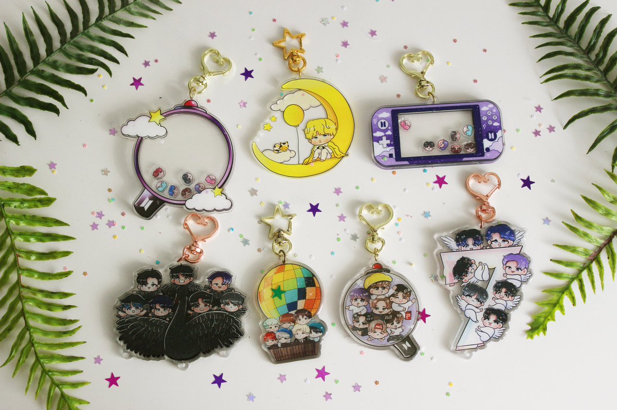onetinyatelier's tweet photo. Hii !! 🥺 i’m dani and i own a small shop that sells keychains, prints and stickers! 💕 all orders have a custom packaging and i always send lots of freebies 🥺💜 #ARMYSHOPSMALL https://t.co/AOGvWfrmU0