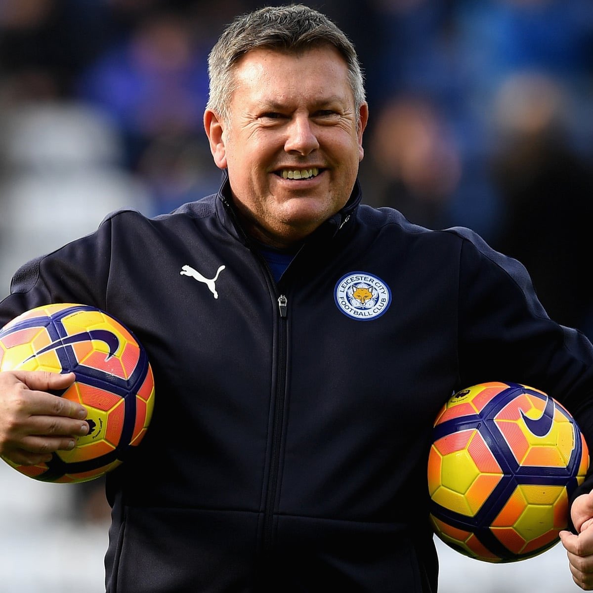 Depuis la fin de saison, la mue du club se poursuit. Mark Harrison prend en charge l’academy, Johan Lange (ex Copenhague) remplace «Suso» au poste de directeur sportif. Rob MacKenzie (ex Leicester) est chargé du recrutement et Craig Shakespeare est le nouvel adjoint de Dean Smith