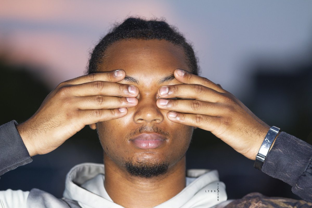 LyonsVision's tweet photo. Filter what you take into your body and watch how happy you become!! @Nobi_uw
Get ready for the album LEFT ON READ dropping August 14th!!
#lyonsvision #nobimusic #nobi #leftonread #midwestkings #614model #614photographer #614photography #asseeninohio https://t.co/xgKQbPPuCs