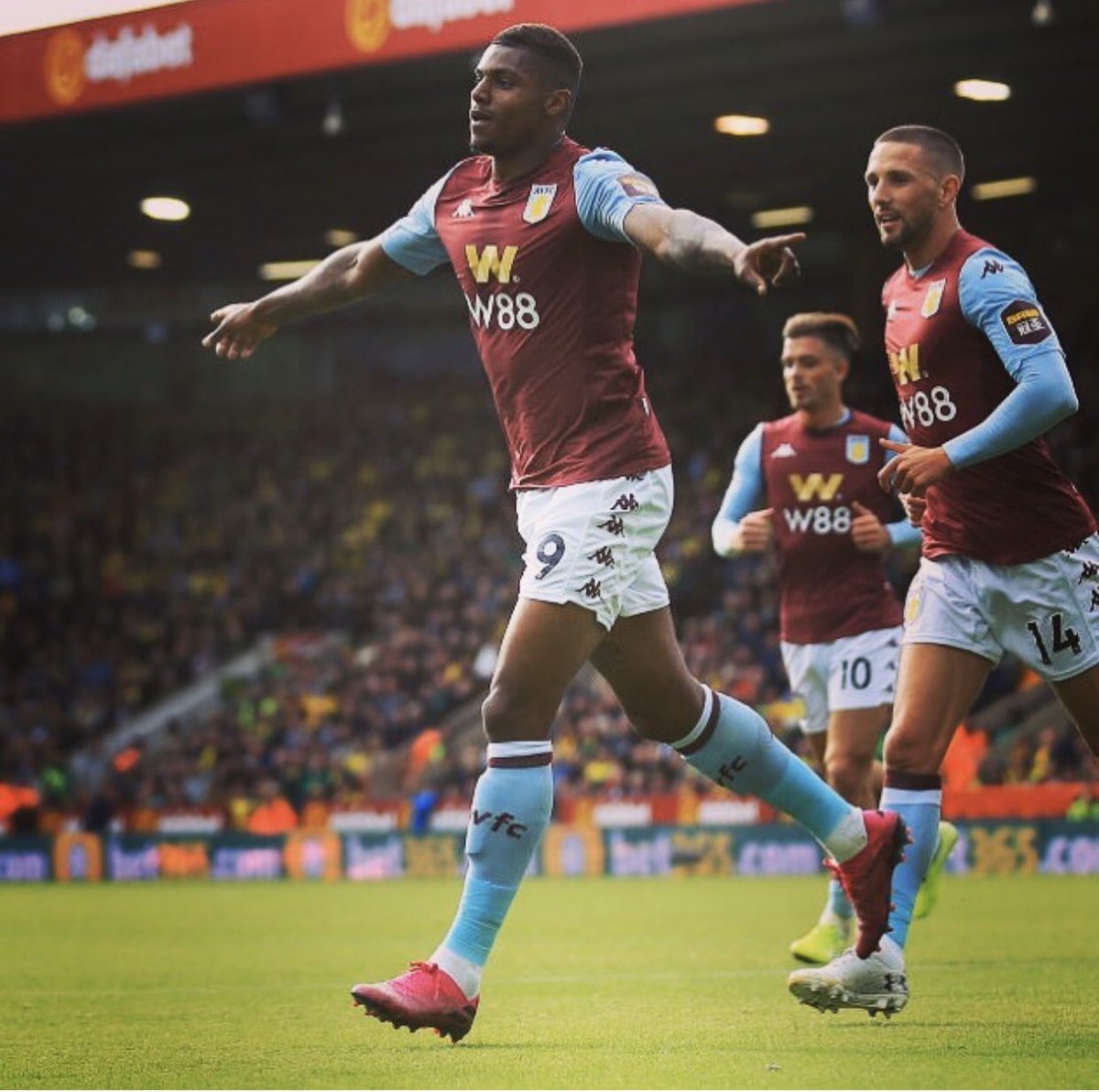 Voilà c’est la fin de ce mega thread absolument interminable, en espérant qu’il vous aura plu autant que le 1er. Rendez-vous la saison prochaine pour la suite des folles aventures des Villans 