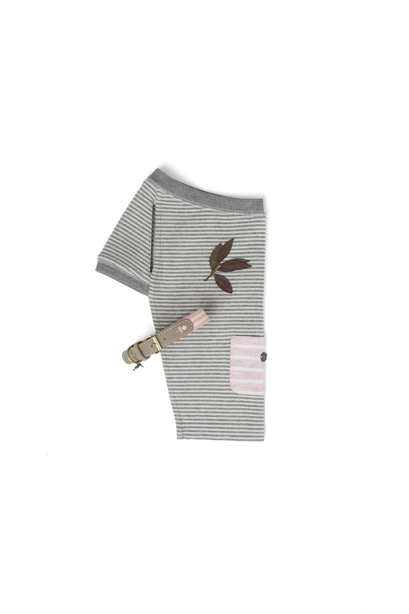 Your dog may not be able to eat sweets, but he will look positively delicious in his Bon-Bon T …enjoy a 50% off treat for you too.

mungoandmaud.com/dogs/dog-cloth…