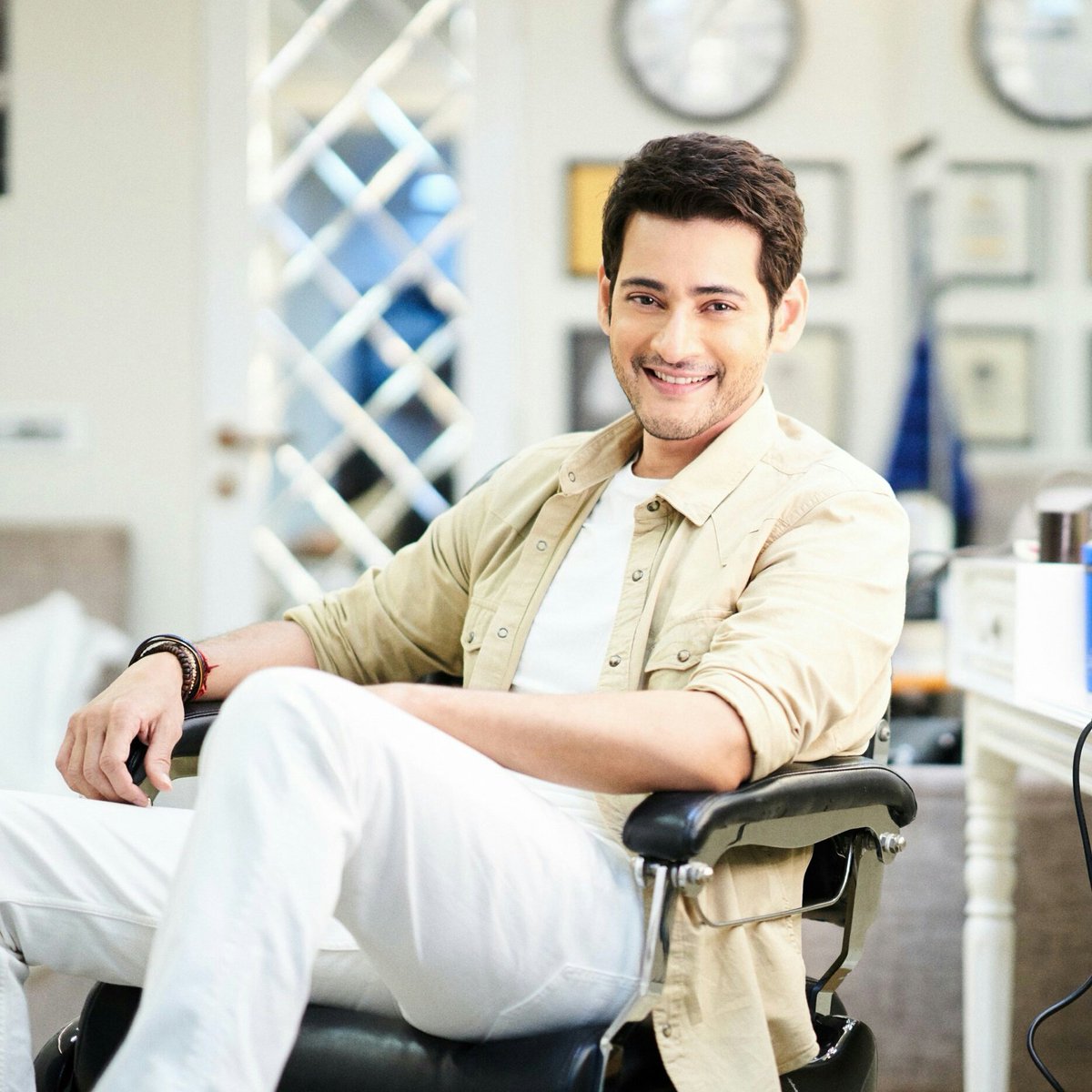 Thread of Unseen and Hd pics Released today