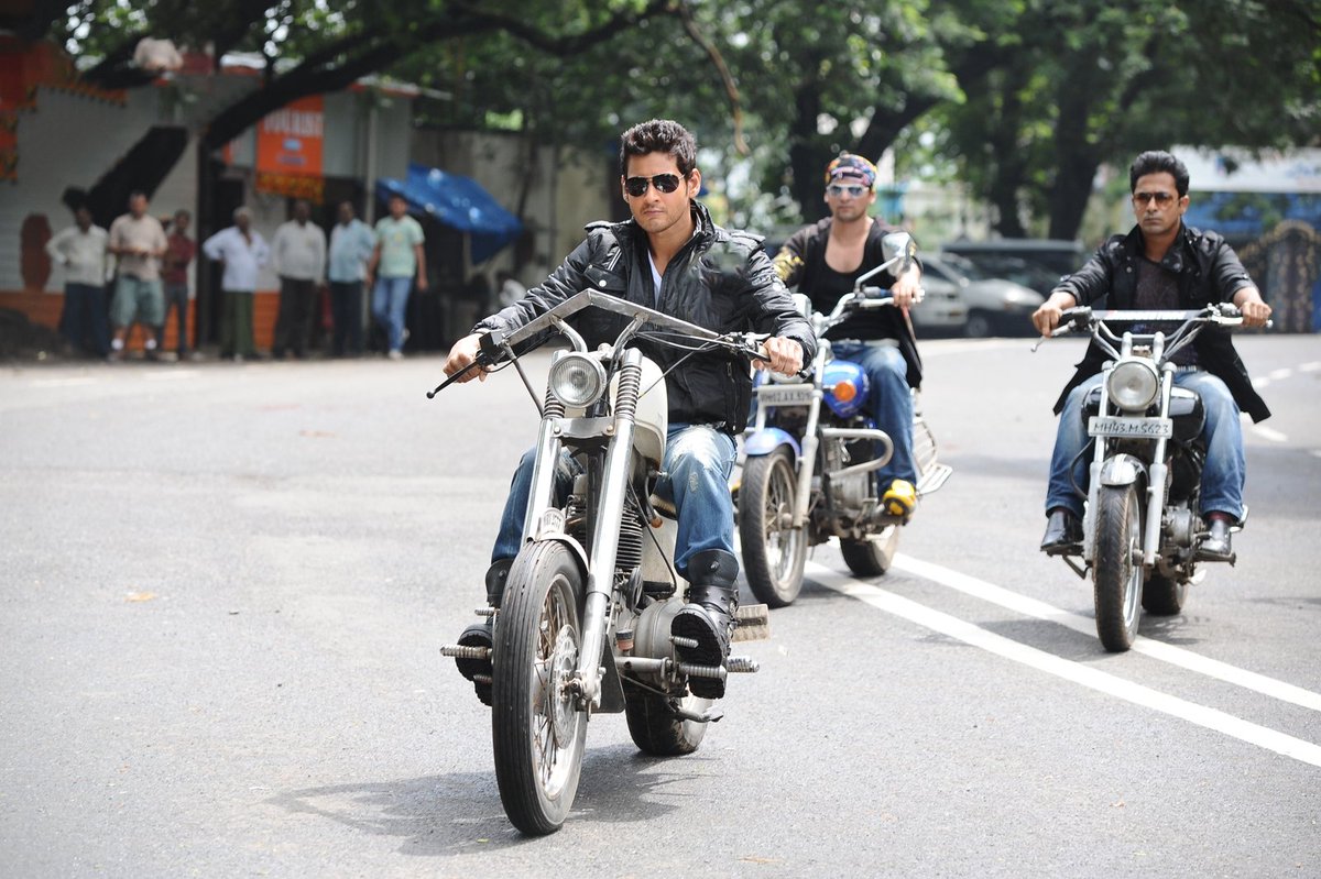 Motion poster Hq pic