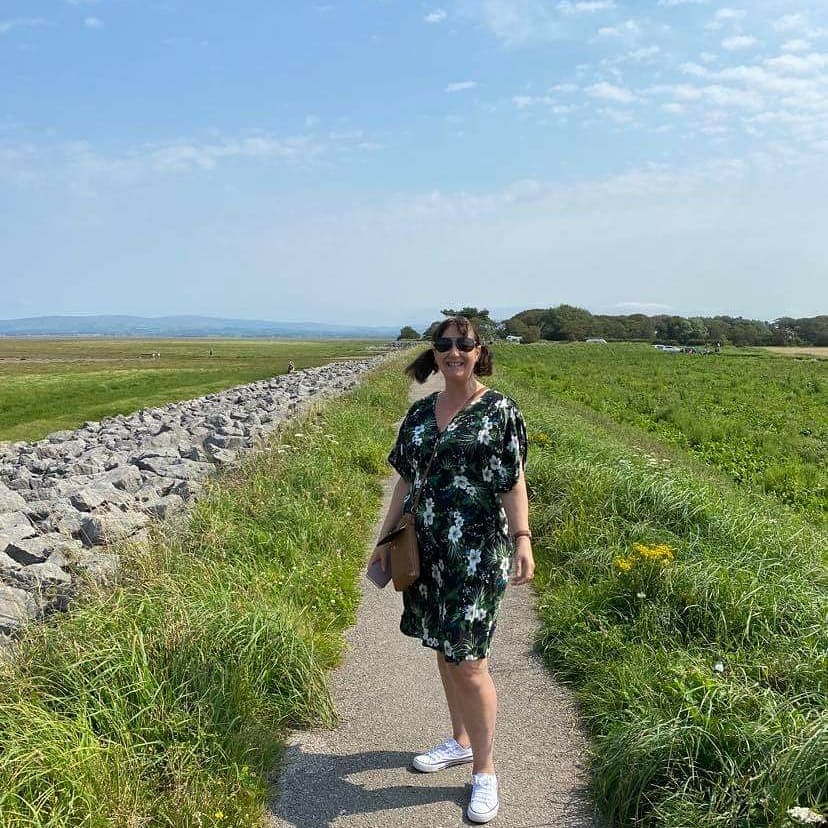 janeson_anne's tweet photo. Lovely Sunday Morning retracing our Ancestors' steps in Pilling, Lancashire with my Cousin Kathy 🥰🐑🌞🌊🦋🥰 #Pilling #wyre #Lancashire #ancestery https://t.co/dls6jE3S5J
