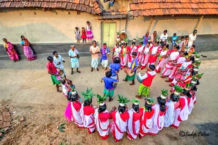 IndiaAboriginal's tweet photo. Happy #IndigenousPeoplesDay
Protecting indigenous people also means fostering:
Peace ๐๏ธ Knowledge ๐
Rights โ๏ธ Inclusion ๐ฅ
Diversity ๐๐พ๐๐๐ผ๐๐ฝ๐๐ป๐๐ฟ
#WeAreIndigenous #sundayvibes
#IndigenousDay #Covid19 https://t.co/im2bfnkr9E