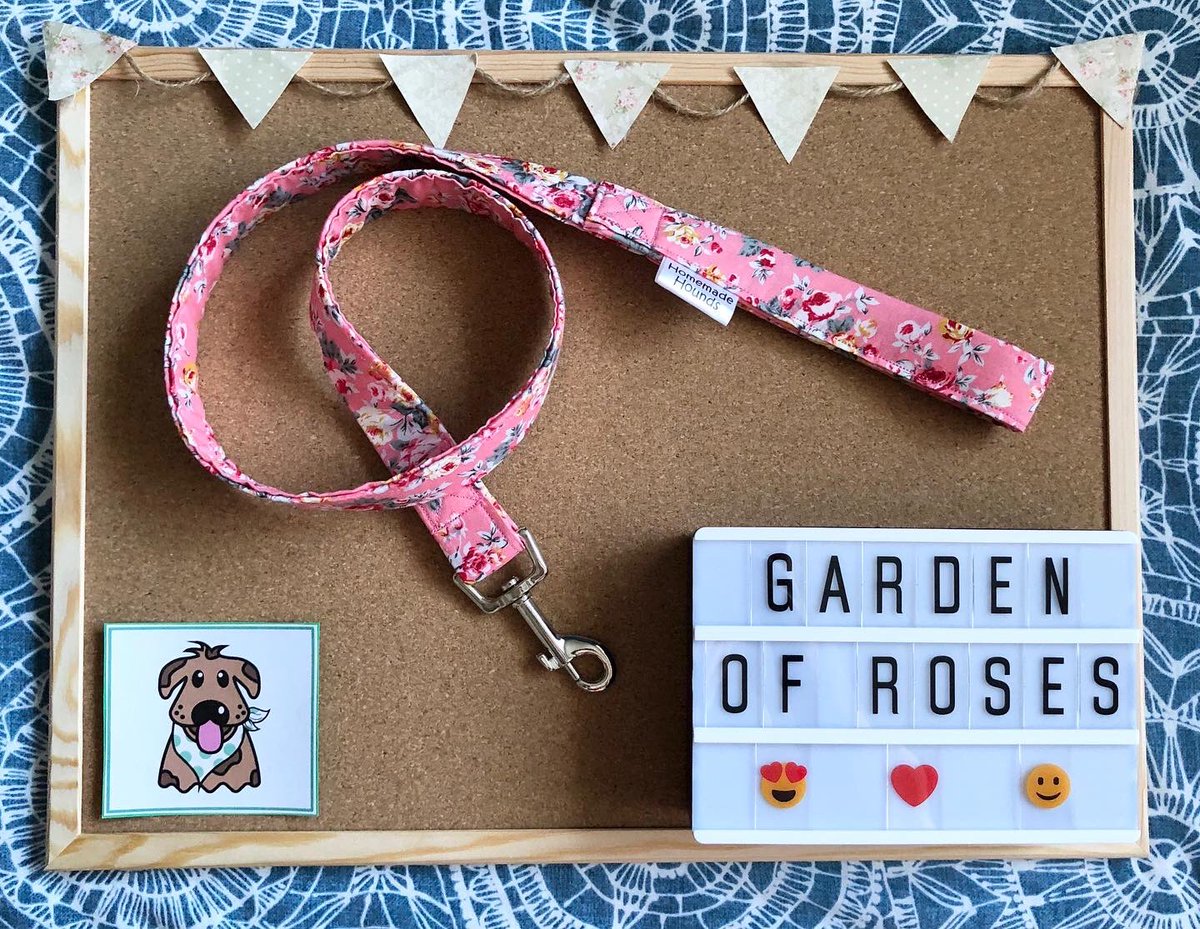 MissBBlogs19's tweet photo. ATTENTION ALL DOG LOVERS! I have got a small business called Homemade Hounds 🐶 take a look at our bandanas, leads and other products coming soon! Head over to insta @homemadehounds20 and find us on Facebook too! Take a look at our Etsy shop at https://t.co/lG5l7waYHf https://t.co/rIGOhZCcN3