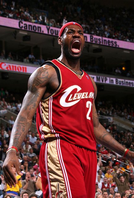 LeBronFactory's tweet photo. LeBron is the ONLY player in the Top 10 All-Time Scoring list to have 9K AST

LeBron is the ONLY player in the Top 10 All-Time Assists list to have over 30K PTS

That means LBJ is the GREATEST playmaker out of ALL Scorers &amp; the GREATEST scorer out of ALL the playmakers.

#WITNESS https://t.co/3aDrAypl0t