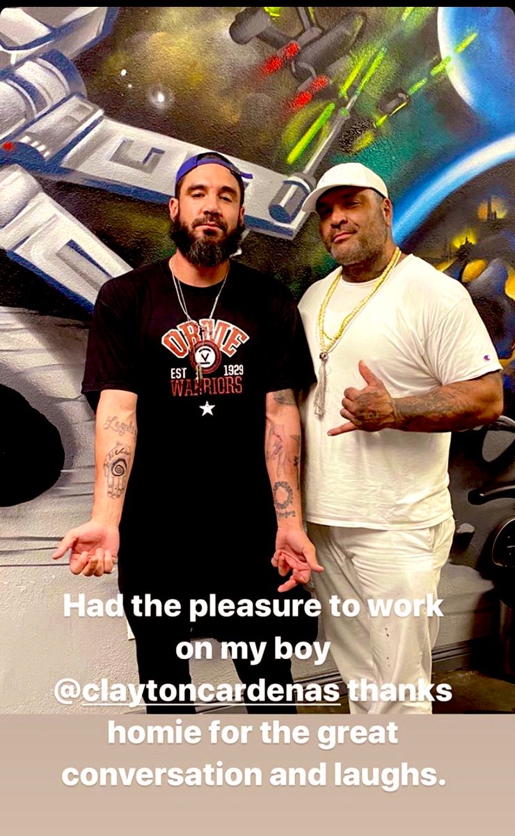 ClaytonsAngels's tweet image. Sunday Funday! 🔥
—
#namaste #tattoolove #thatbeard ❤️
#claytoncardenas #mariodaggett