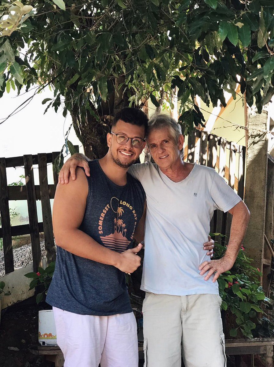 mateus_mmem's tweet photo. Feliz dia dos pais pro meu maior exemplo de homem aqui na terra. Te amo pai!!! ♥️ https://t.co/isUpJuUNfH