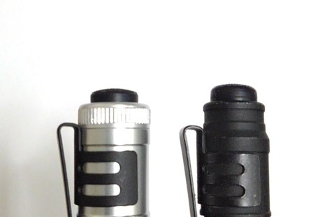 snttm1's tweet photo. #STREAMLIGHT #STYLUSPRO #ペンライト のスイッチ修理。
ルミテック日本さんの通販ページから、スイッチ一式(クリップ付き 580円)と予備のラバーブーツ(100円)を購入。
暗闇での視認性と塗装落ちが気にならない銀色を選択しました。
新型スイッチは、ラバーブーツ交換可能。
次に続く。 https://t.co/2e3Y8szf9p